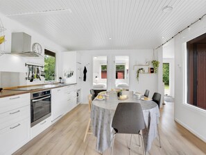 Réfrigérateur, micro-ondes, four, lave-vaisselle