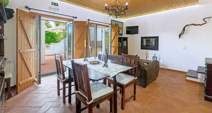 Landhaus 'Alquimia, Alchemy, Alchimie' mit privatem Pool, Terrasse und WLAN