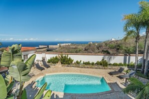 Pool - Holiday Home "Villa Gardel Casa Mango" with Sea View, Pool & Wi-Fi (Icod de los vinos)