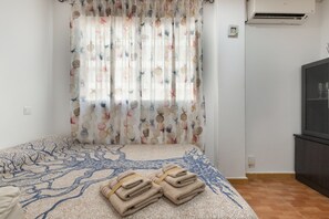 1 quarto, roupa de cama