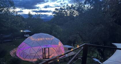 3-room cottage with heated pool close to Laguna Guatavita