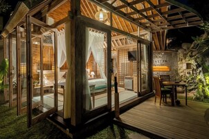 Vila, 1 quarto, vista para o jardim | Terraço/pátio