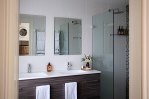 Hair dryer, towels