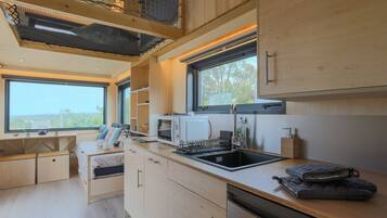 2 makuuhuonetta, ilmainen Wi-Fi, vuodevaatteet