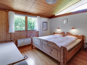 3 bedrooms, WiFi