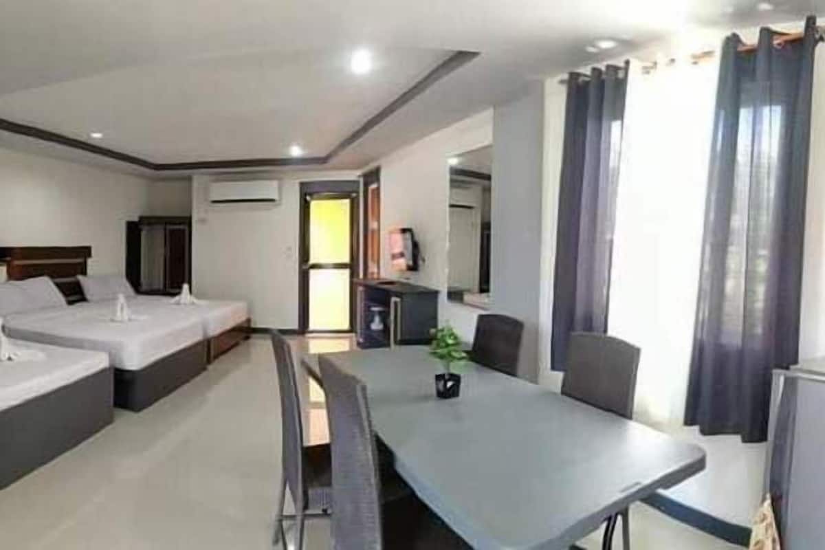 Premier Room