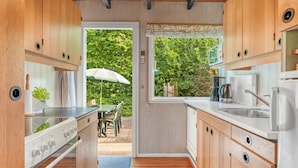 Private kitchen - "Elkea" - 150m from the sea by Interhome (Stege)