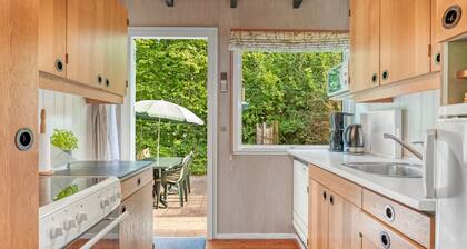 "Elkea" - 150m from the sea by Interhome