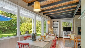 Dining - "Elkea" - 150m from the sea by Interhome (Stege)