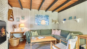 Living area - "Elkea" - 150m from the sea by Interhome (Stege)