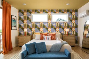 4 bedrooms, desk, iron/ironing board, free WiFi