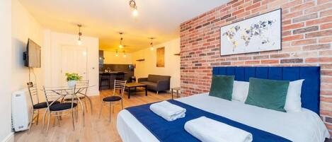 1 bedroom, iron/ironing board, free WiFi, bed sheets