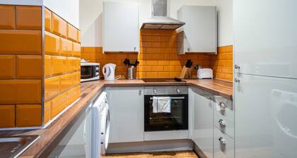 Modern Apartment in Central Blackburn