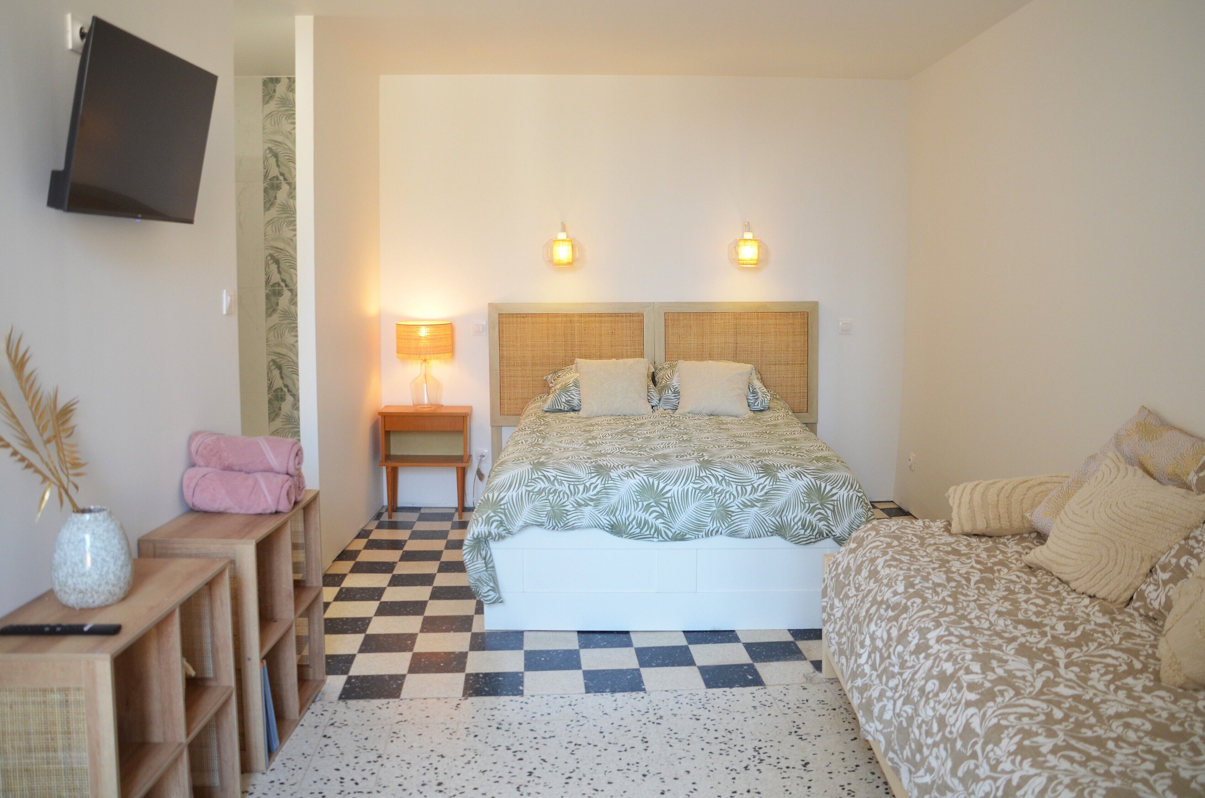 2 bedrooms, free WiFi, bed sheets