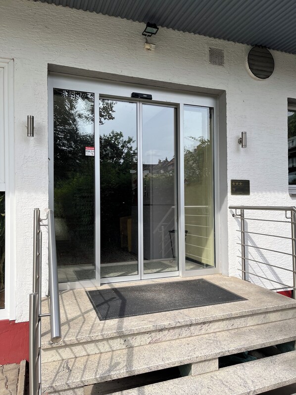 Front of property - Hotel Herzog (Hamm)