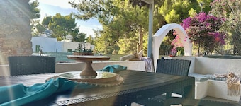 Charming 1-bedroom house with AC, WiFi in pleasant Atsitsa