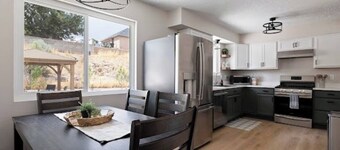 5 BR Charming Home Near Temple/SUU with Game Room