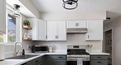 5 BR Charming Home Near Temple/SUU with Game Room