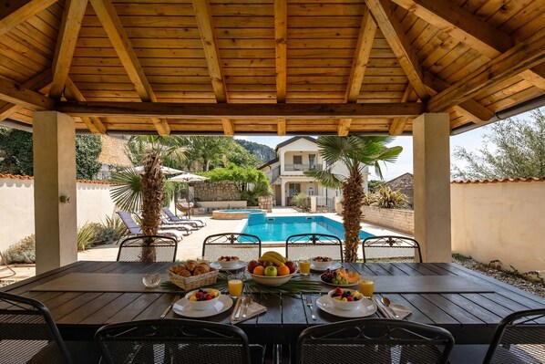 Family House, Multiple Bedrooms, Mountainside (Villa Anna With Private Pool And) | Outdoor dining - Villa Anna With Private Pool And Garden (Bribir)