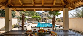 Villa Anna With Private Pool And Garden