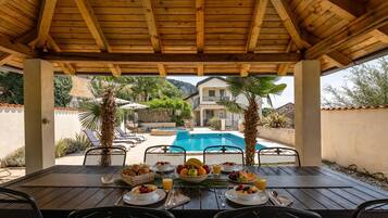 Family House, Multiple Bedrooms, Mountainside (Villa Anna With Private Pool And) | Outdoor dining