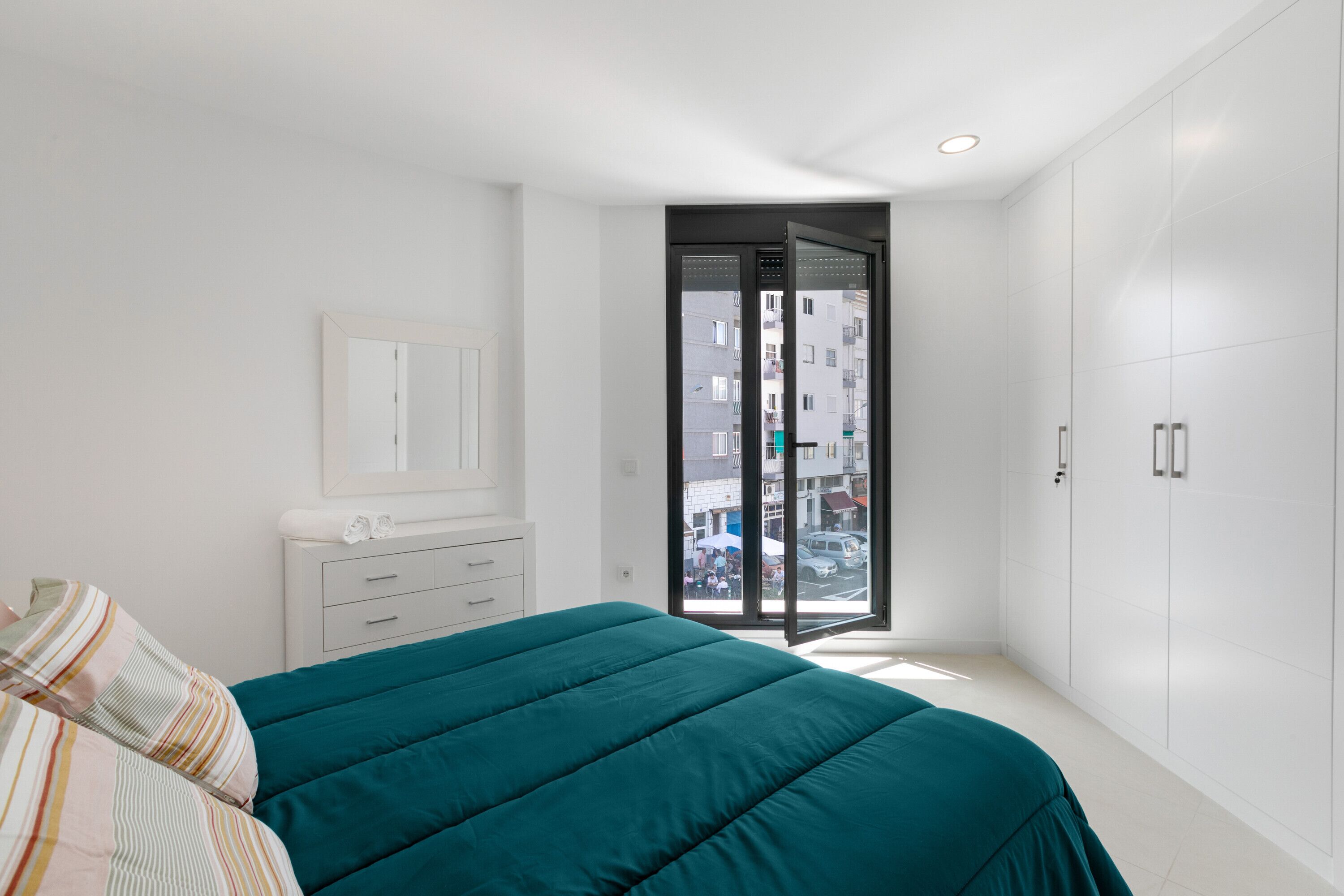 2 camere, ferro/asse da stiro, Wi-Fi gratuito, lenzuola