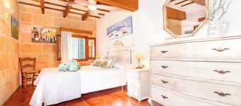 Holiday Home 'Ca Savia' with Private Terrace and Wi-Fi