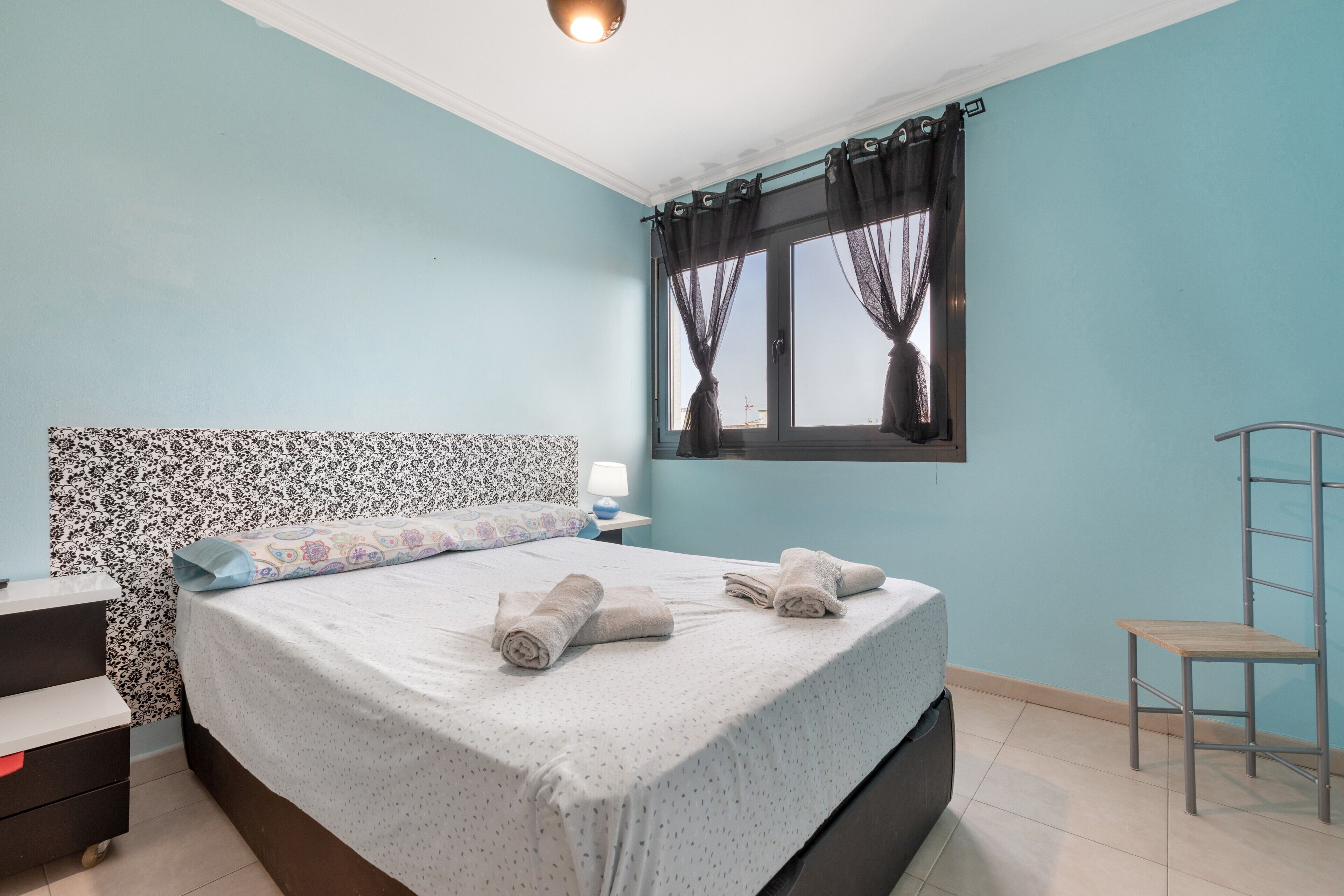 2 habitaciones, wifi gratis y ropa de cama 