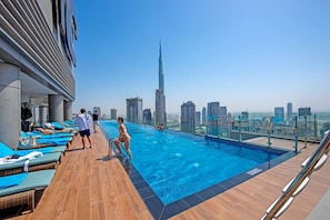 Pool - La Dolce Vita Residence by Suiteable Interiors (Business Bay)