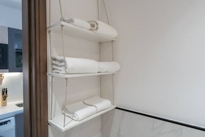 Interior - Aria G08 JVC · Tropical Loft with working station in JVC (Jumeirah Village Circle (JVC))