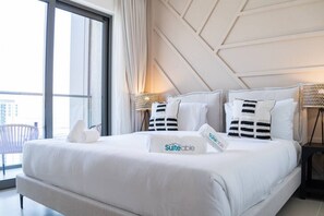 1 Schlafzimmer, Schreibtisch, Bügeleisen/Bügelbrett, Reisekinderbett