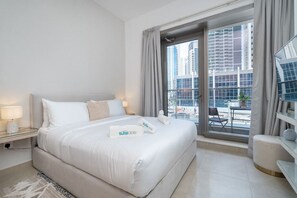 1 Schlafzimmer, Schreibtisch, Bügeleisen/Bügelbrett, Reisekinderbett