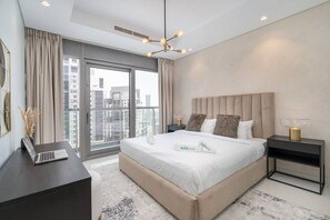 Desk, iron/ironing board, travel crib, WiFi