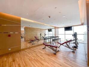 Fitness facility - Executive Studio in Damac Hills by Suiteable (Dubai)