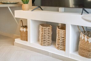 Interior - Relax & Recharge Studio Loft with hanging net (Dubai)