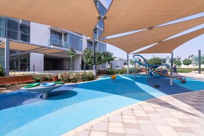 Children's area - Crystal water lagoon living in District One (Dubai)