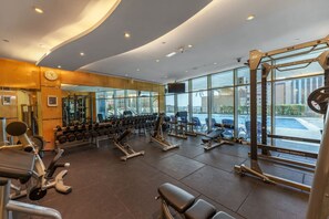 Fitness facility - Heavenly spacious 2 bedroom with stunning view (Dubai)