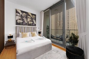 1 Schlafzimmer, Schreibtisch, Bügeleisen/Bügelbrett, Reisekinderbett