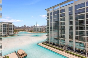 Exterior - Premium 1-BR with Exquisite Layout in District One (Dubai)