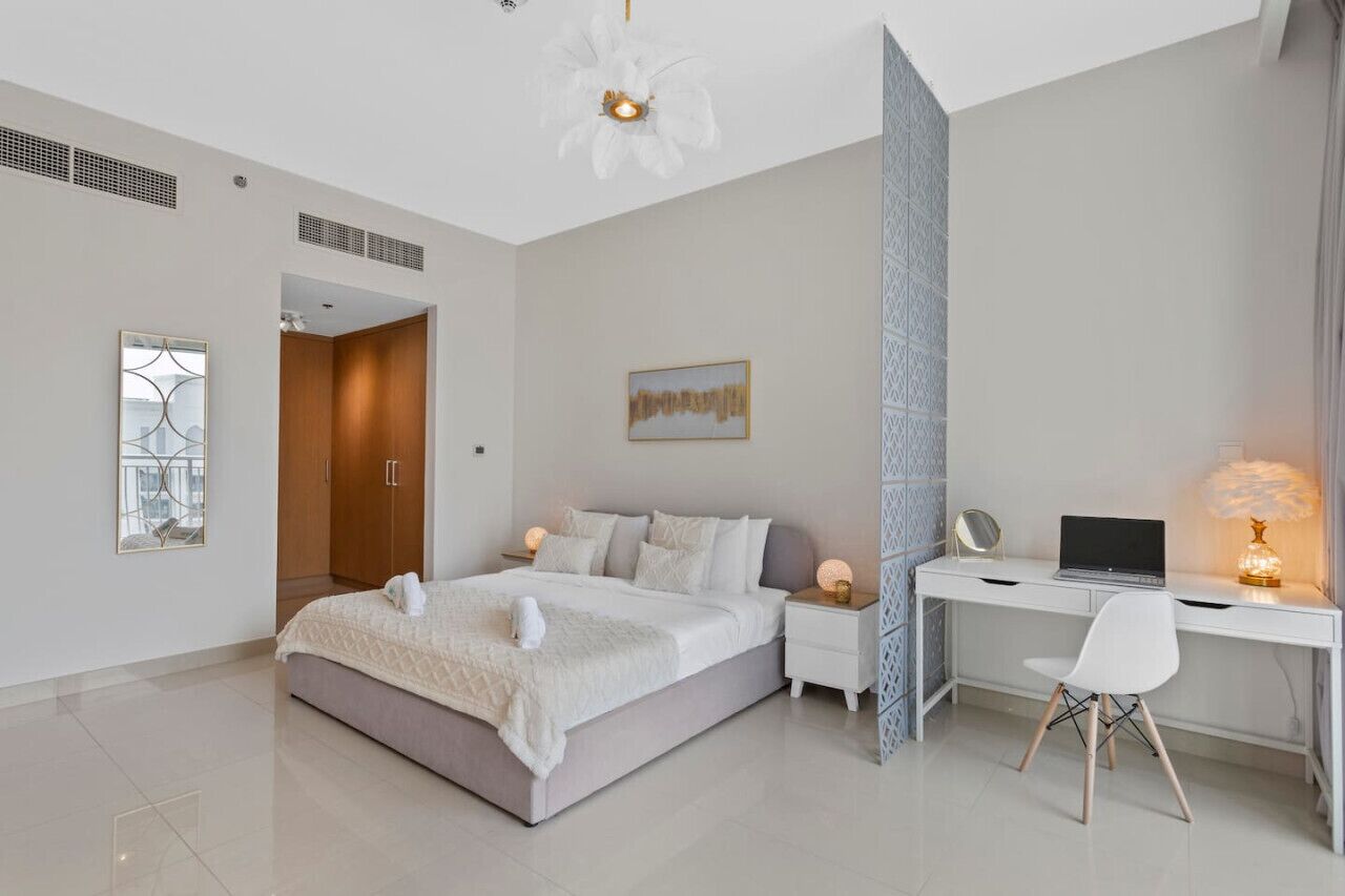3 Schlafzimmer, Schreibtisch, Bügeleisen/Bügelbrett, Reisekinderbett