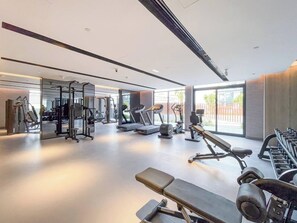 Fitness facility - Upscale Studio in JVC with Exquisite Finishing (Dubai)