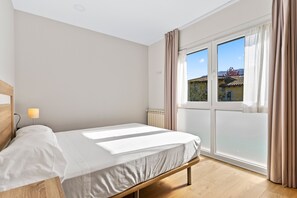 2 habitaciones y ropa de cama