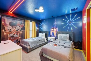 7 soverom, strykejern/-brett, reiseseng for barn og wi-fi