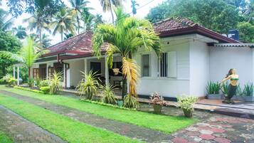 Bagian depan properti