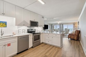 Fridge, microwave, oven, stovetop - Beautiful 3 bedroom oceanfront condo on the 5th floor with Fishing Pier! (Fernandina Beach)