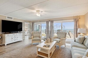 Smart TV, offices - Beautiful 3 bedroom oceanfront condo on the 5th floor with Fishing Pier! (Fernandina Beach)