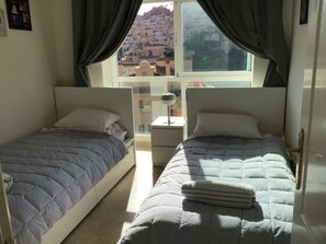 3 habitaciones, wifi gratis y ropa de cama 