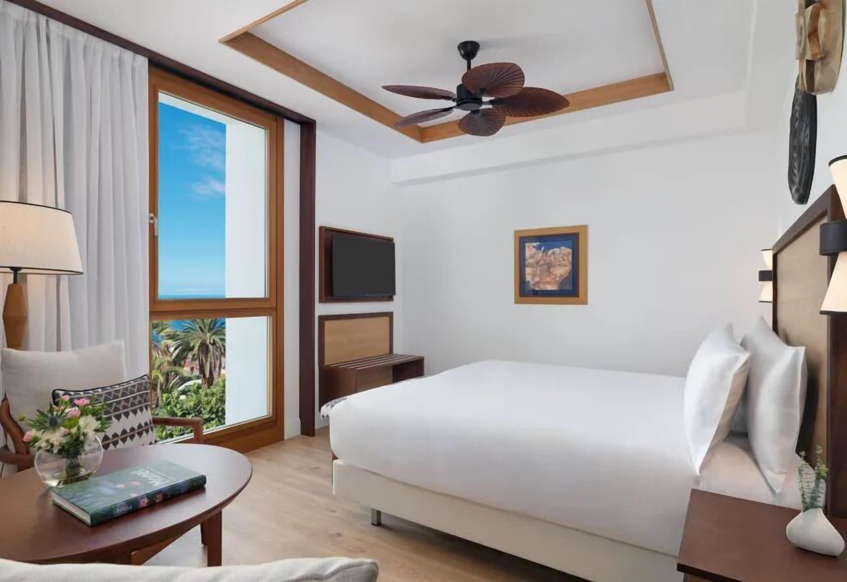 Minibar, in-room safe, desk, blackout drapes