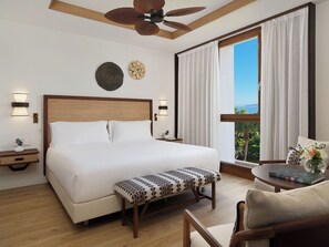 Deluxe dubbelrum (Panoramic View) | Vardagsrum | 55-tums LED-tv med satellitkanaler