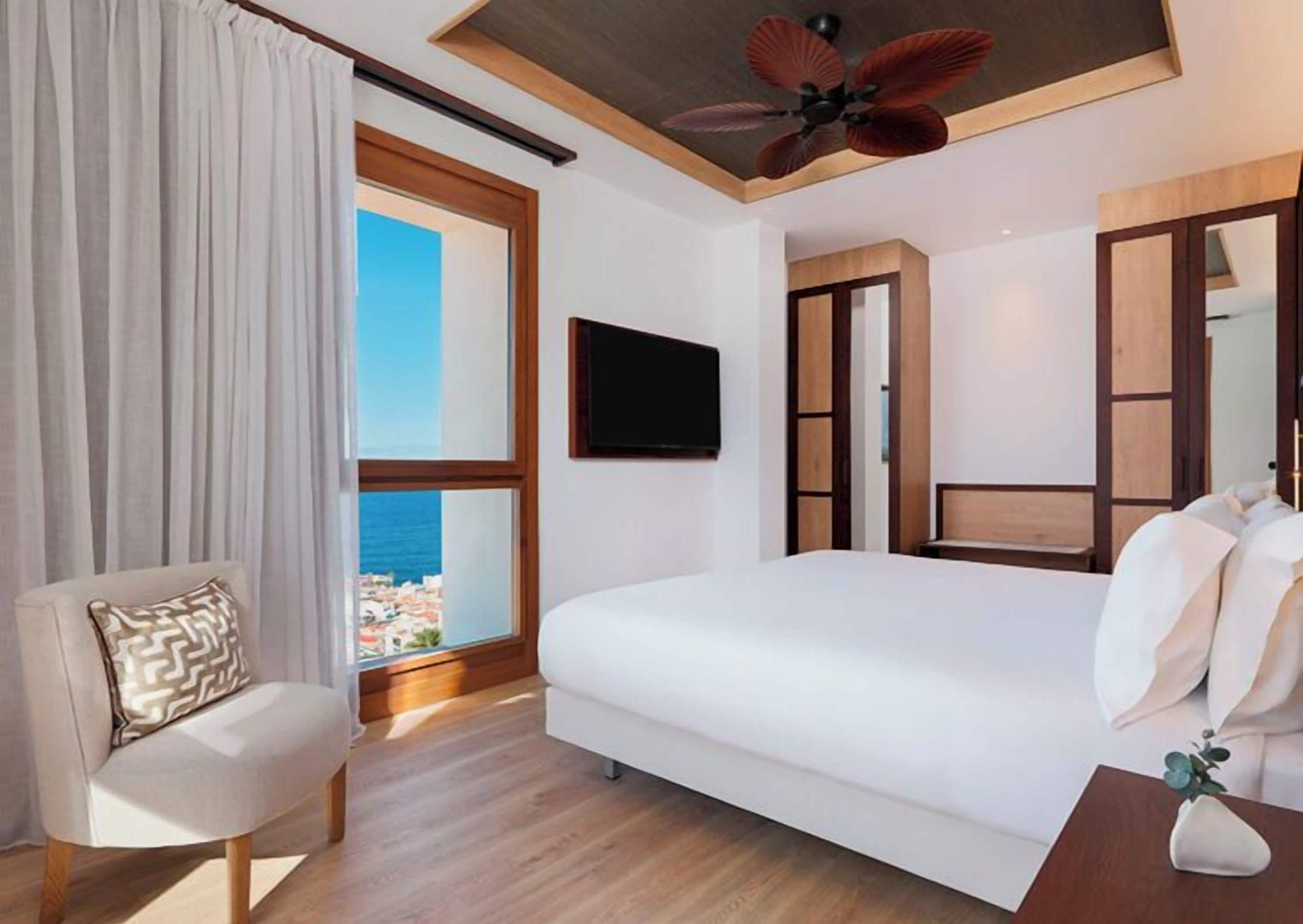 Minibar, in-room safe, desk, blackout curtains